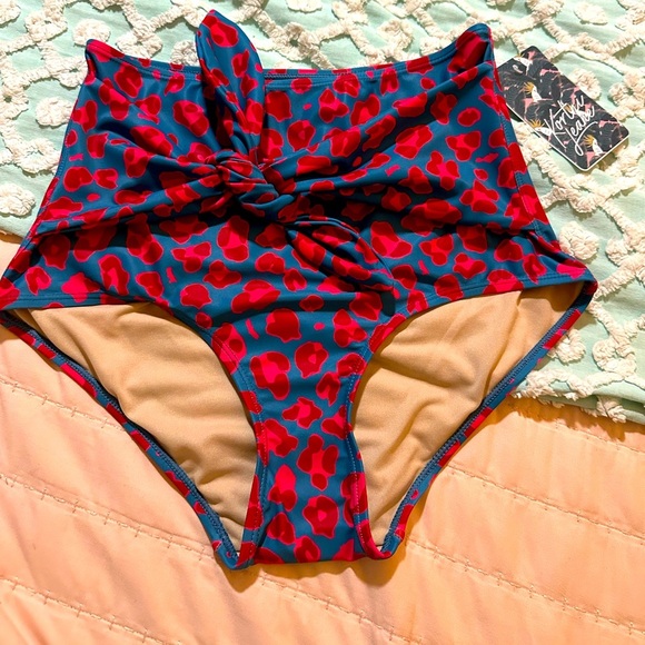 KORTNI JEAN Tie-Front “Vibrant Leopard” Swim Bottoms - Sz S - NWT - Picture 1 of 7